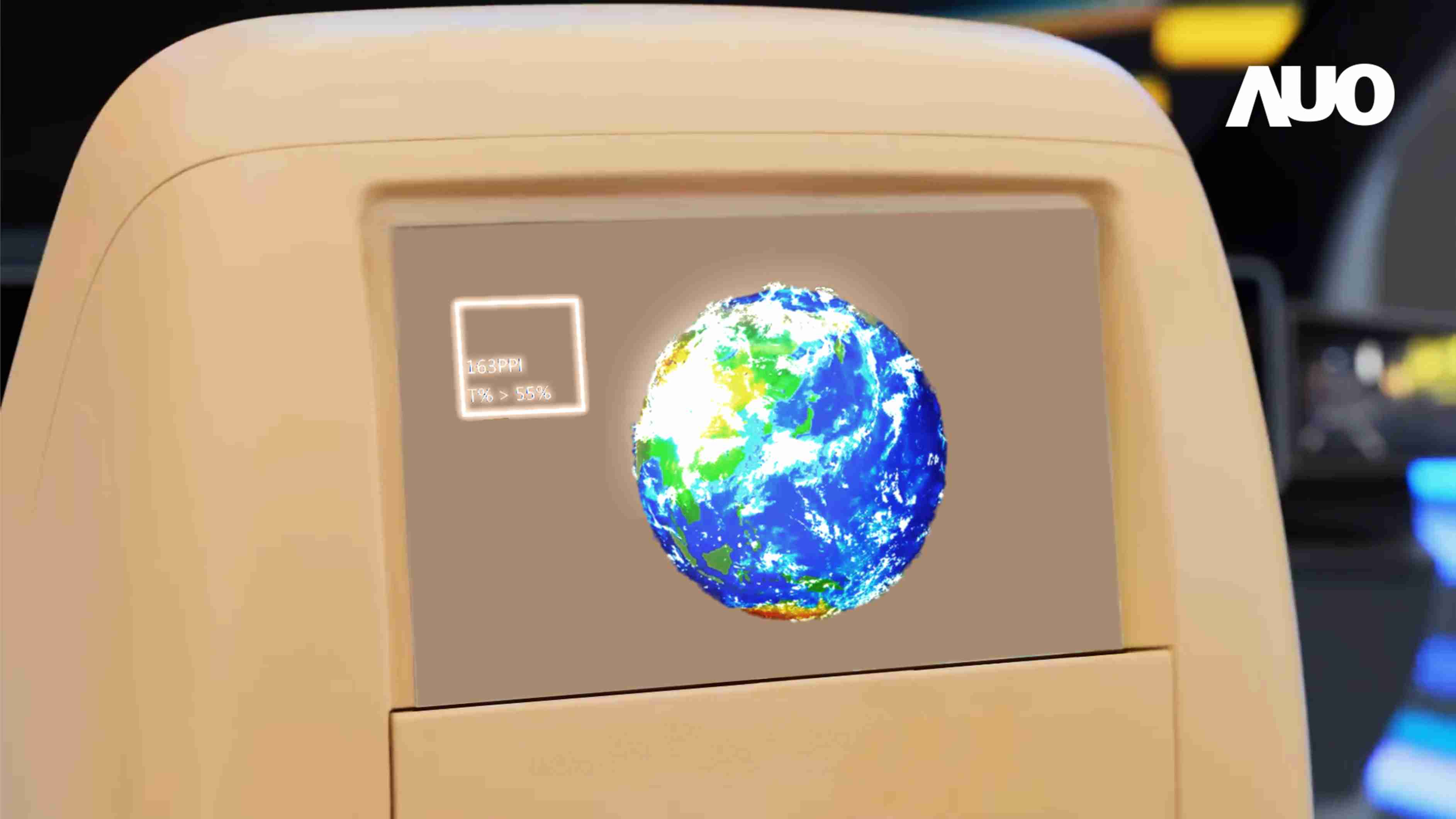 开云电子突破设计与制程挑战，，，，推出全球最高分辨率163ppi的13.5吋透明Micro LED面板，，，，并积极布局智能车市场，，，以期拓展透明显示应用的可能性