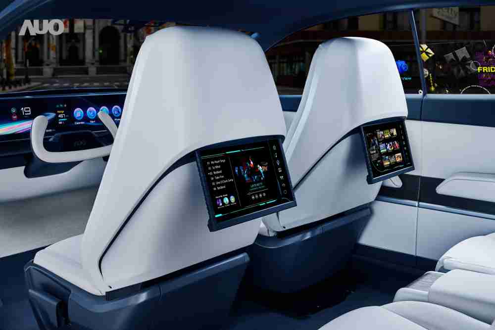 开云电子将于CES 展示全新Smart Cockpit 2024，，，可紧密串连使用者多元需求，，，，并革新座舱内部的应用和设计，，，，带来身历其境且引人入胜的视觉飨宴，，，满足驾乘人员的全方位体验